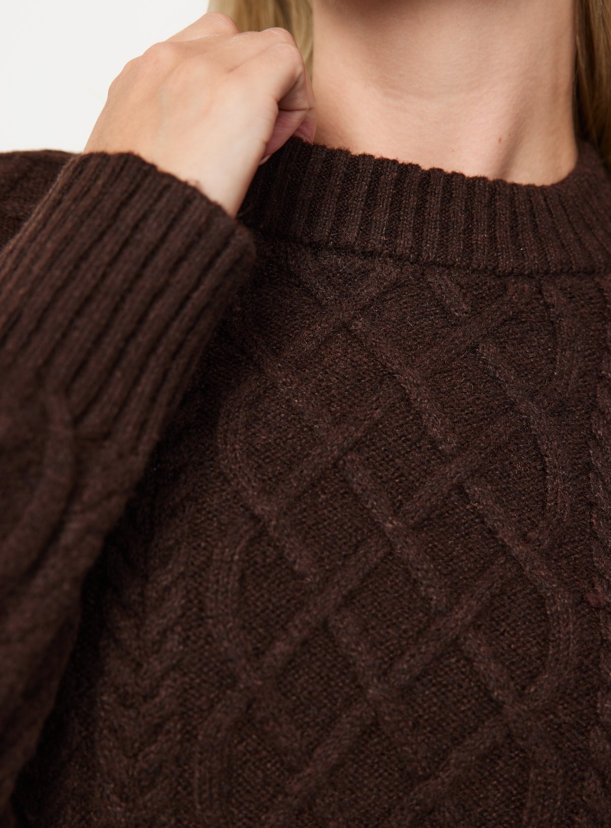 Dark Brown Chunky Oversized Cable Jumper S - Image 3 thumbnail